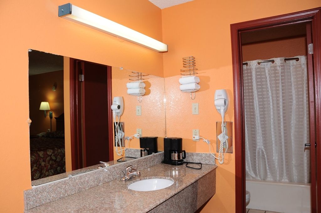 American Inn Cleburne Quarto foto